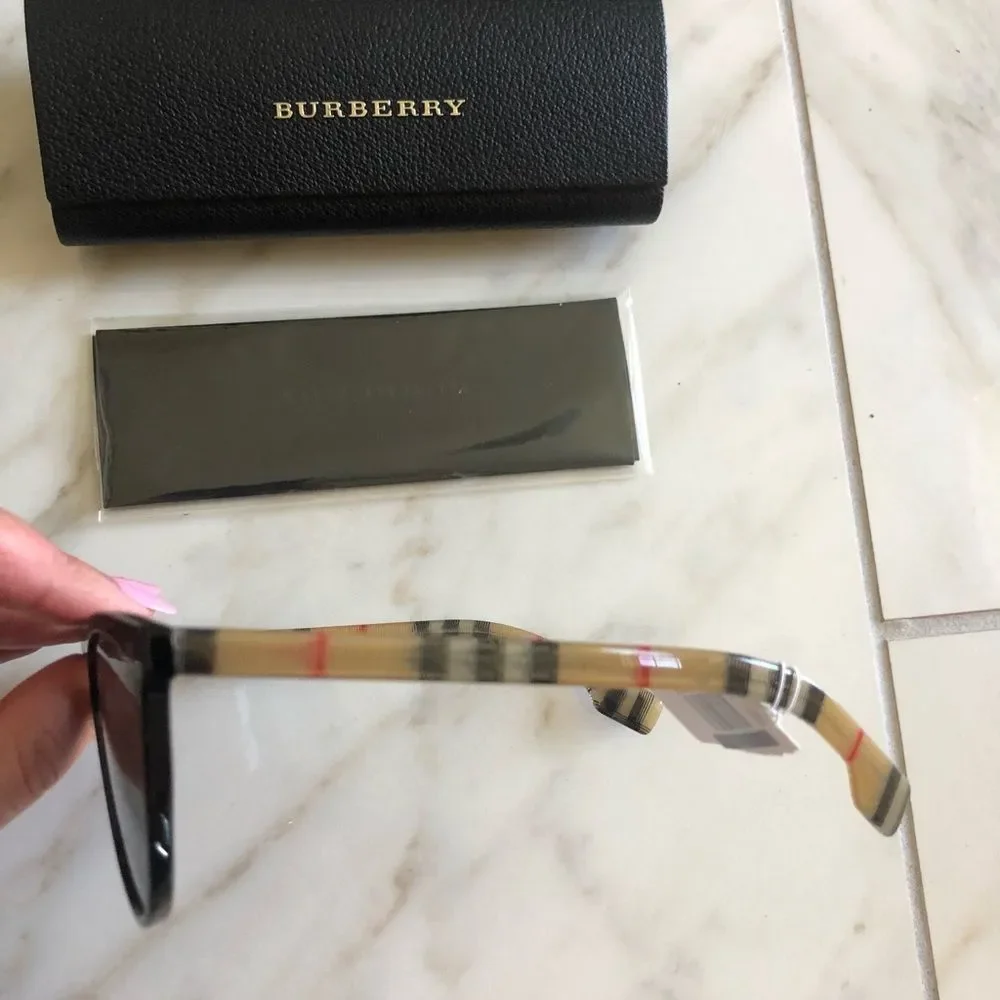🔥NEW POLARIZED BURBERRY FLAT TOP SUNGLASSES
